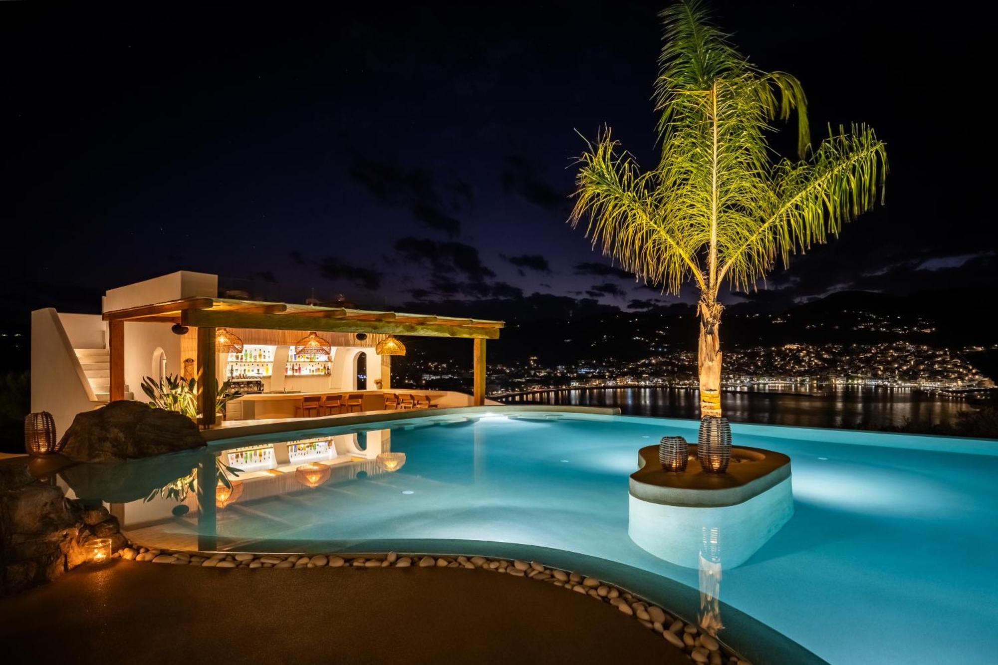 Aparthotel Evlalia & Skopelos Town