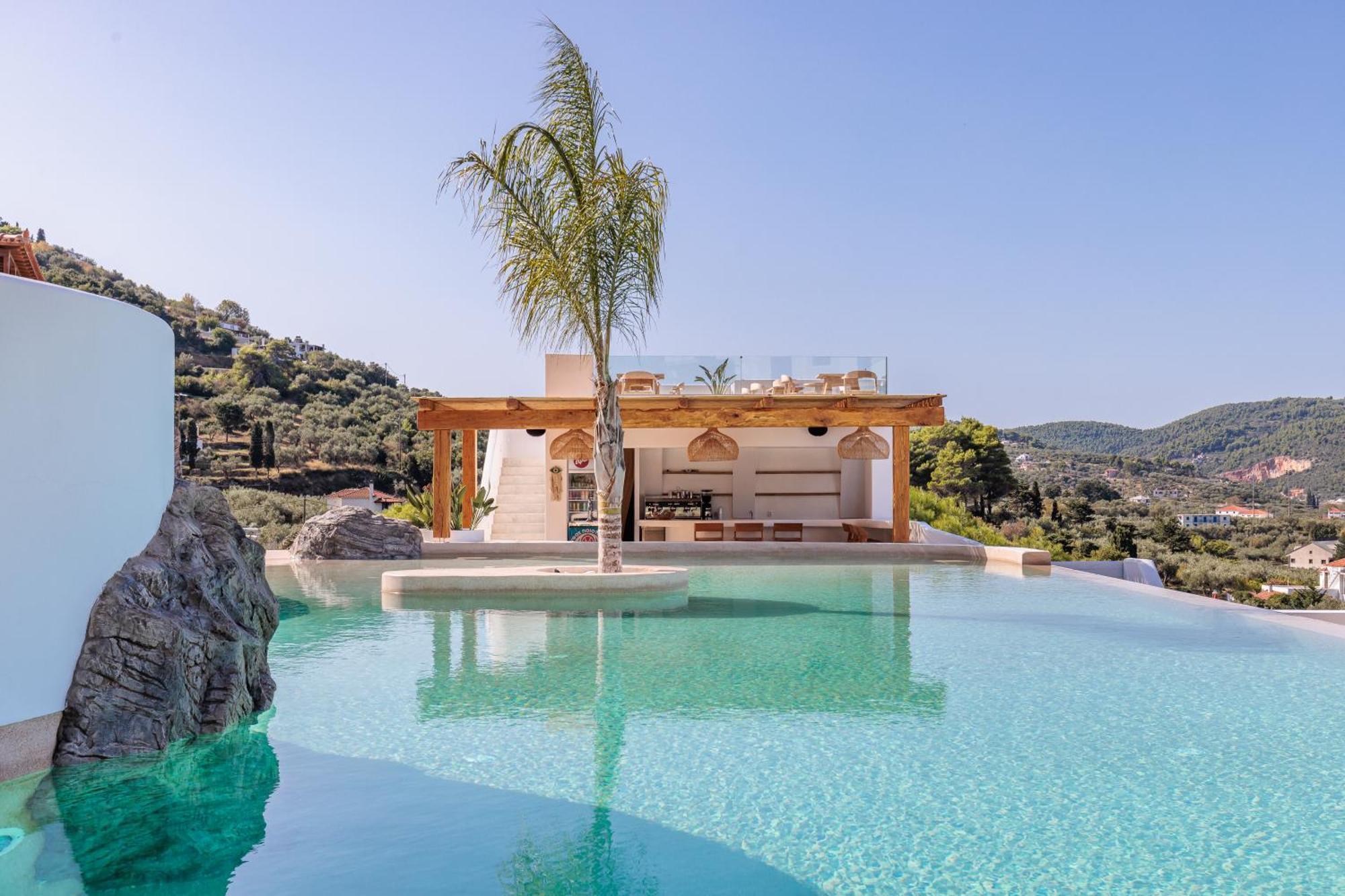 Aparthotel Evlalia & Skopelos Town